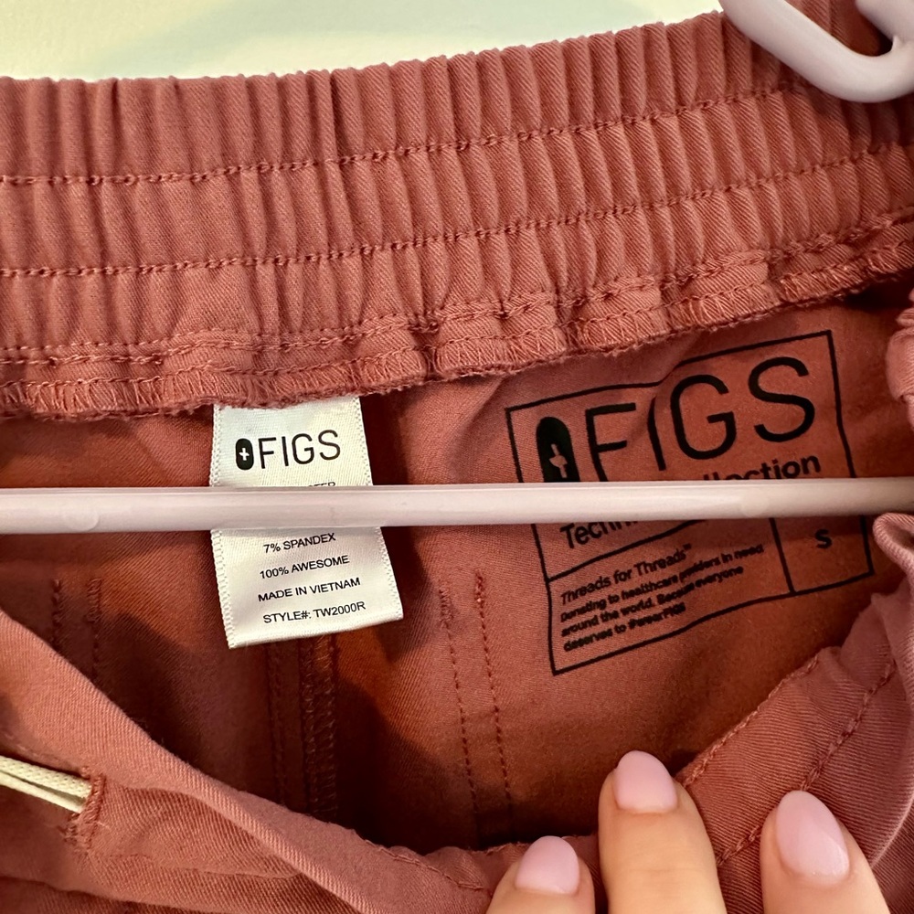 Figs Women’s Yola Pants - Picture 2 of 4